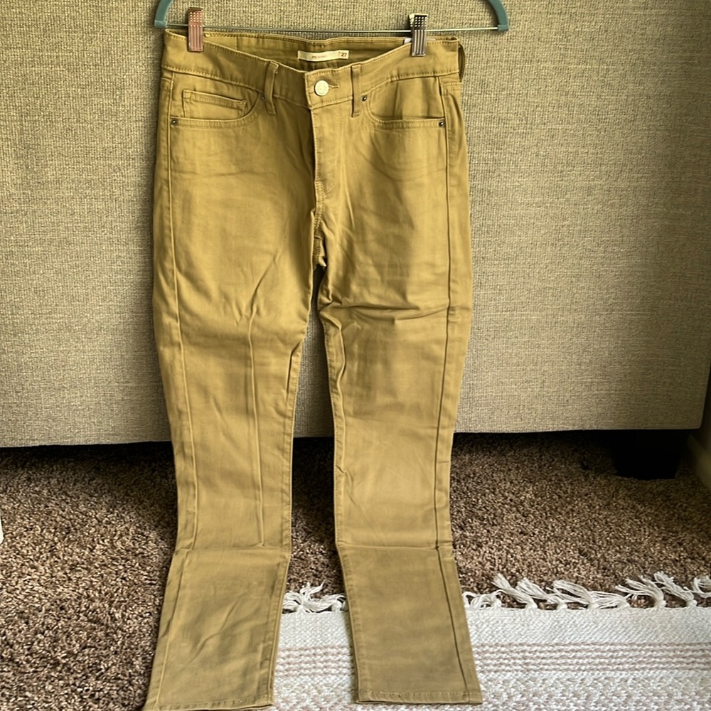 Levi Khaki Pants Size 27 Skinny